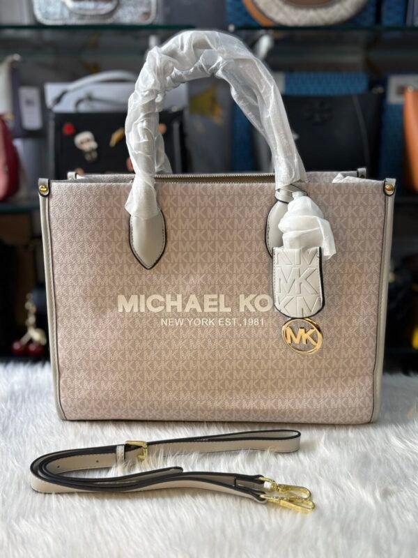 Mk inspired Mirella Small Ombre Signature Logo