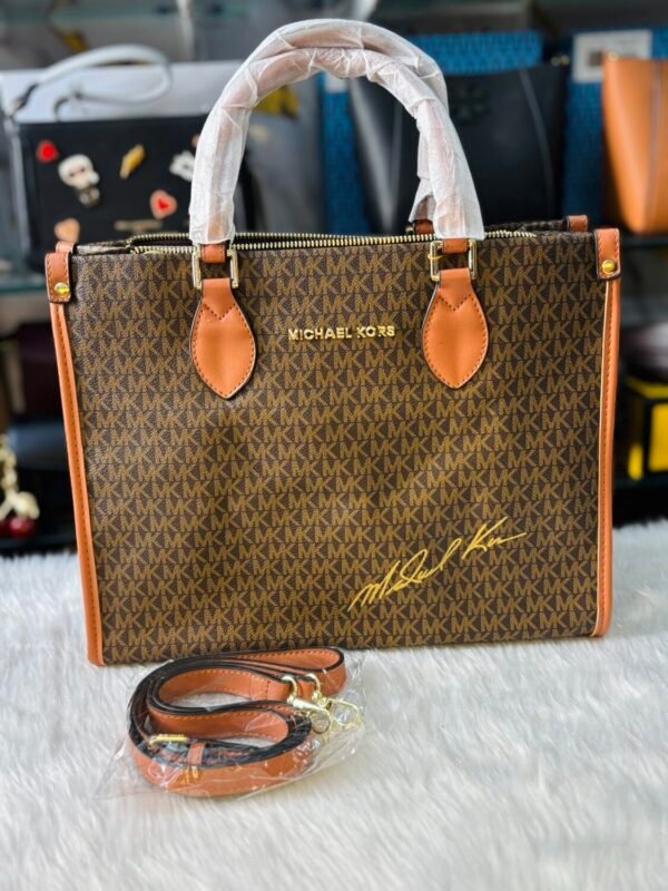 Mk tote Signature print