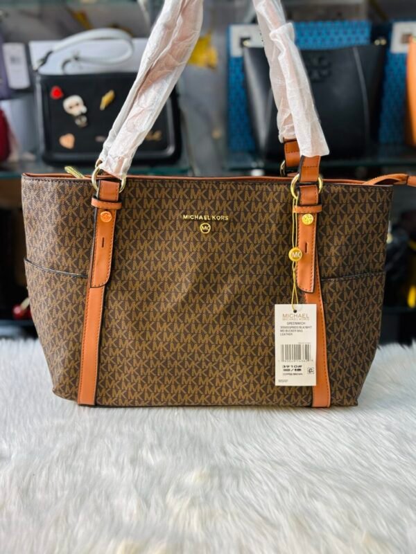 Mk tote Voyager Signature Tote Bag