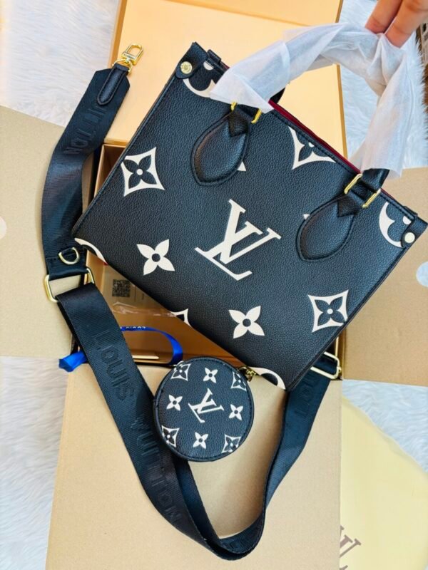 Lv inspired on the go 25